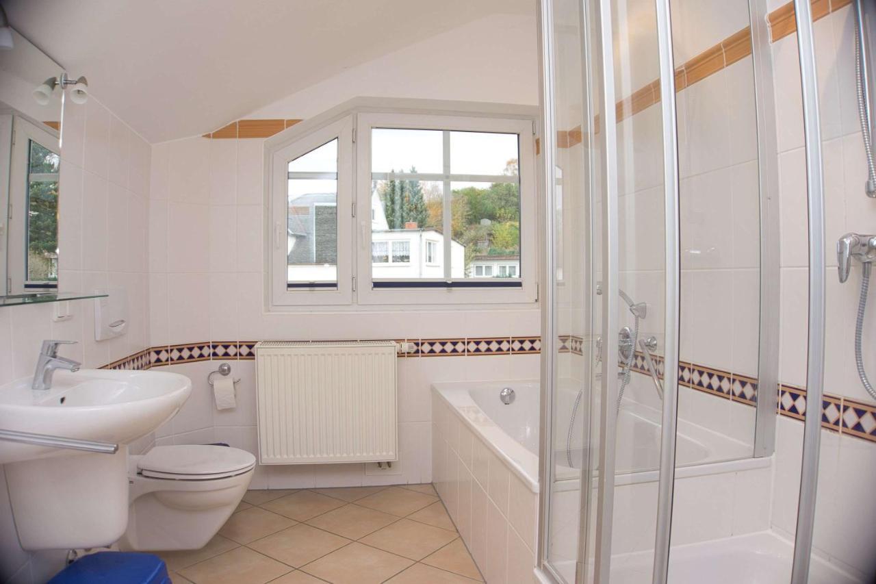 Balkon Mit Traumhaften Meerblick, Gratis Nutzung Vom Ahoi Erlebnisbad Und Sauna In Sellin Duenenhaus Fewo05 Goehren  Extérieur photo