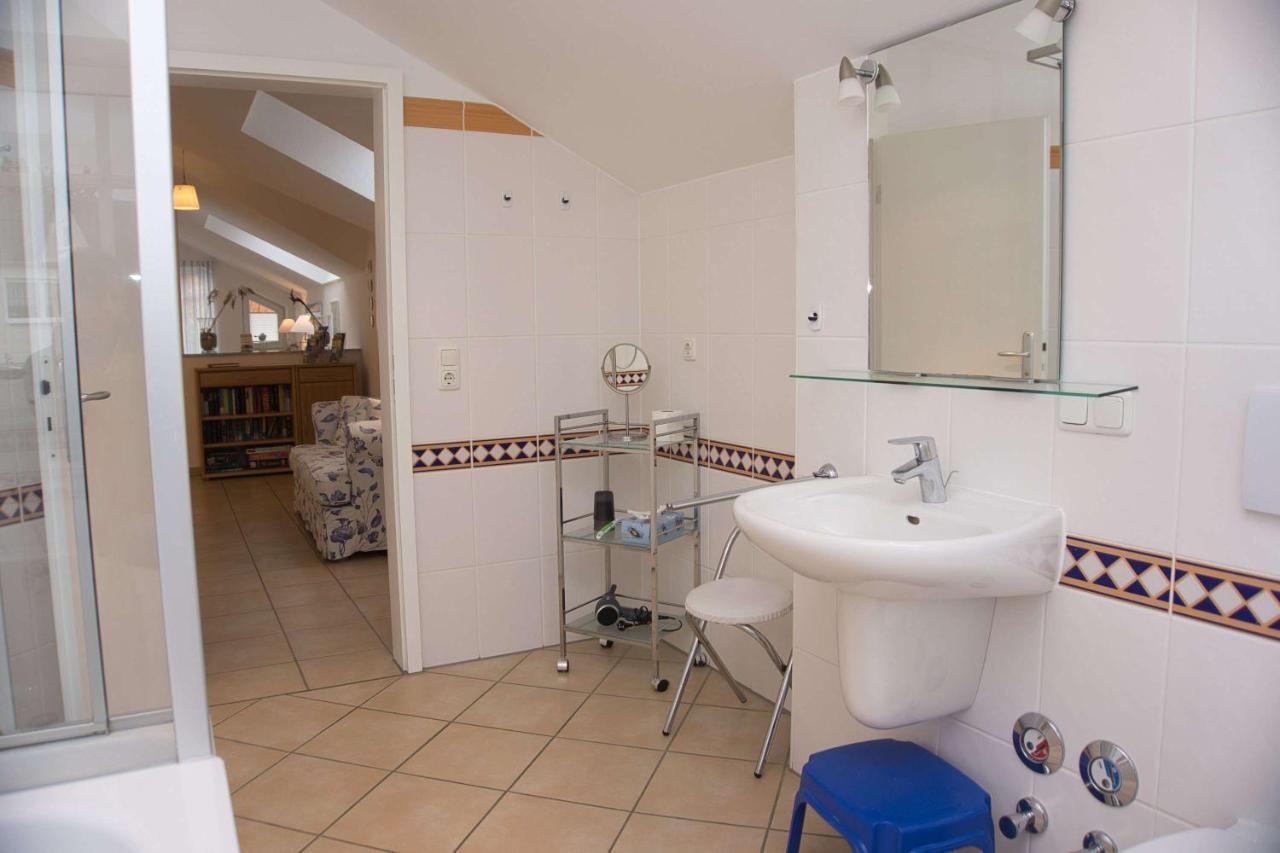 Balkon Mit Traumhaften Meerblick, Gratis Nutzung Vom Ahoi Erlebnisbad Und Sauna In Sellin Duenenhaus Fewo05 Goehren  Extérieur photo
